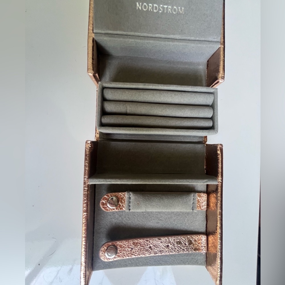 Nordstrom Rose Gold Jewelry Organizer